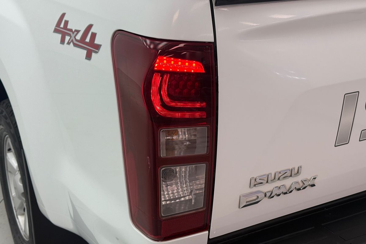 2018 Isuzu D-MAX SX 4X4