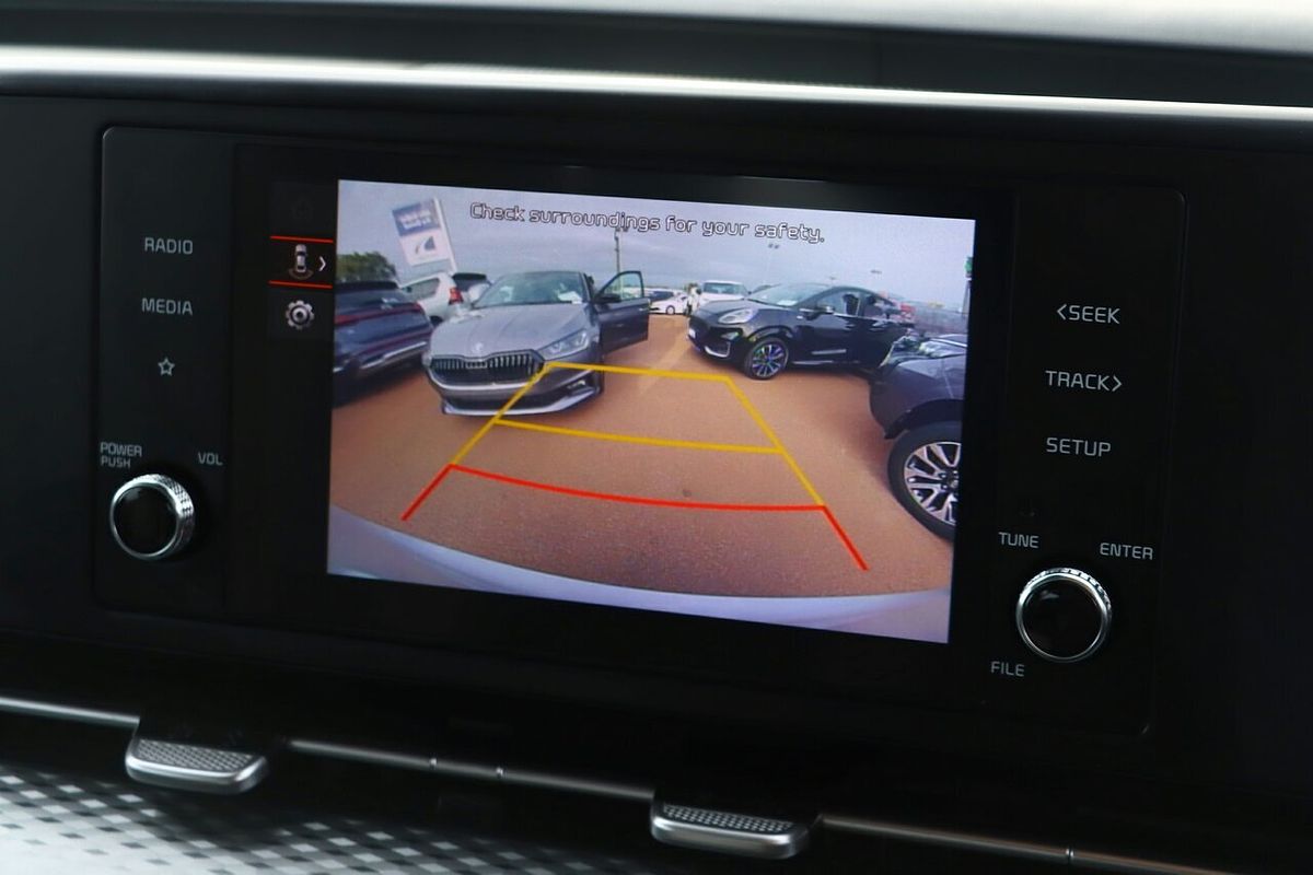 2023 Kia Carnival S KA4