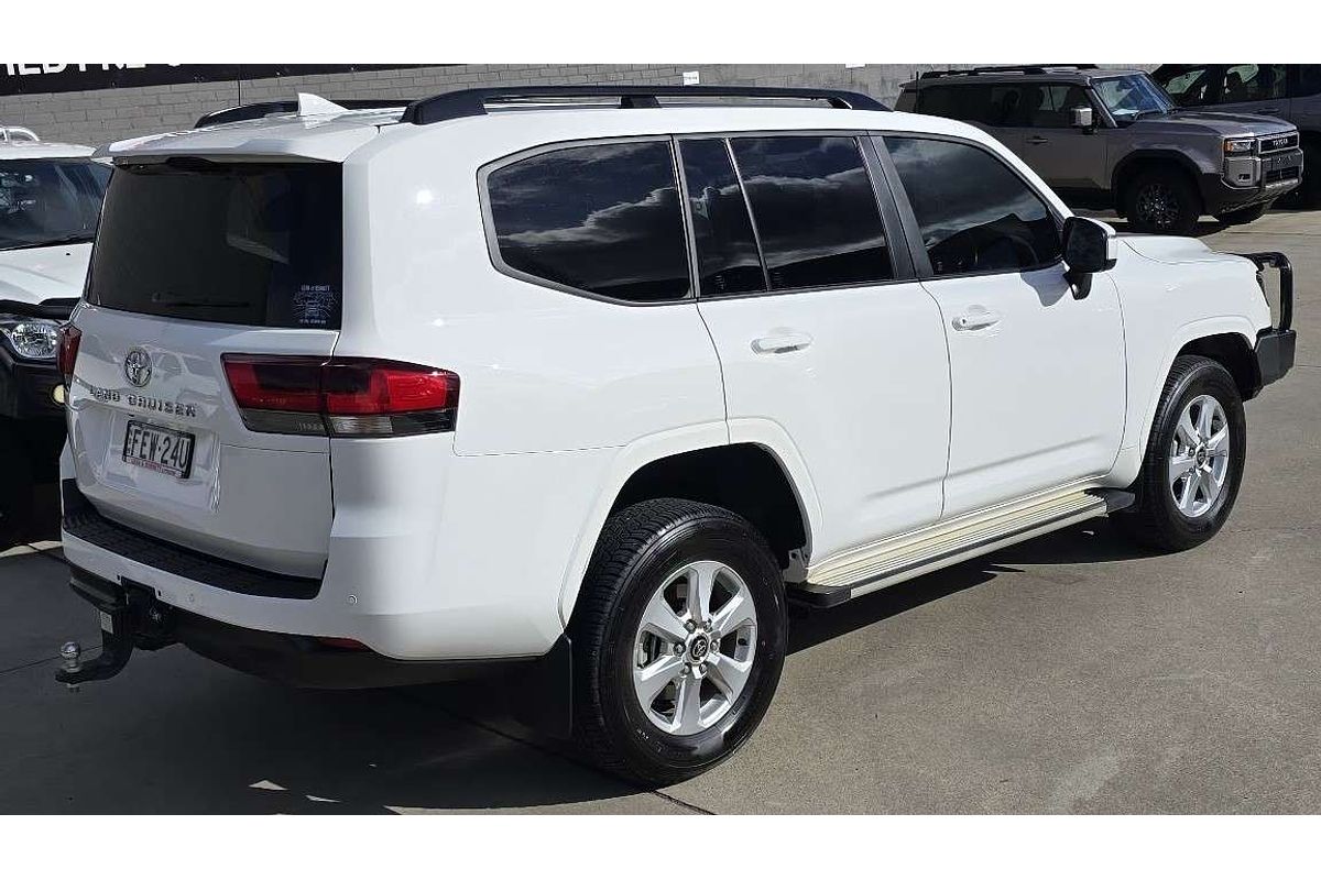 2022 Toyota Landcruiser GXL FJA300R