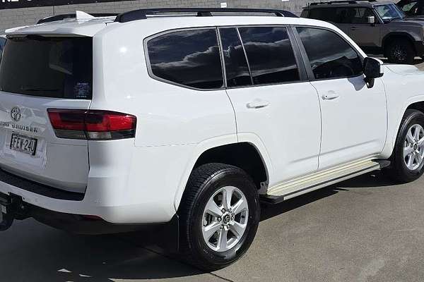 2022 Toyota Landcruiser GXL FJA300R
