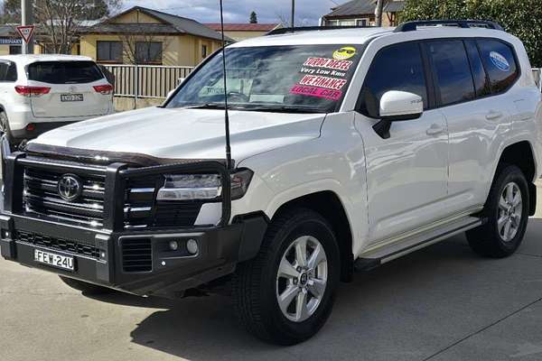 2022 Toyota Landcruiser GXL FJA300R