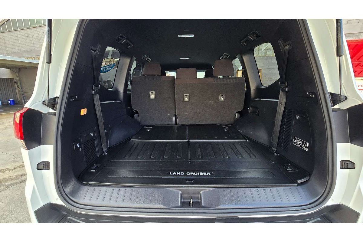 2022 Toyota Landcruiser GXL FJA300R