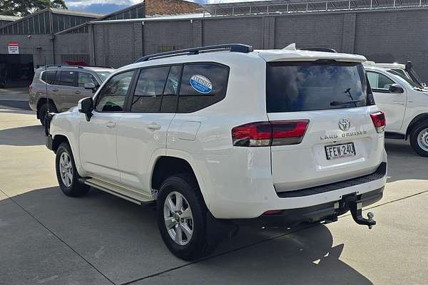 2022 Toyota Landcruiser GXL FJA300R