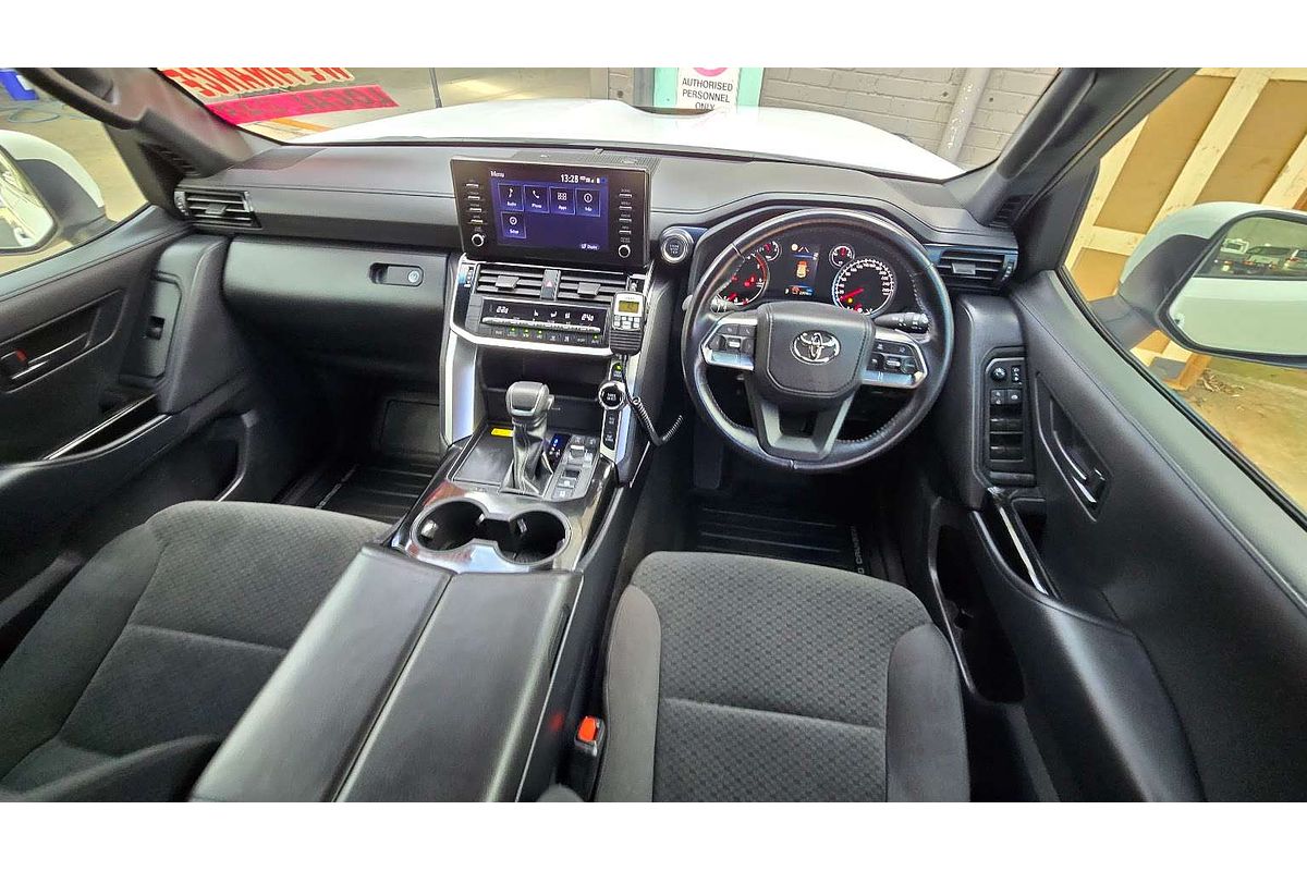 2022 Toyota Landcruiser GXL FJA300R
