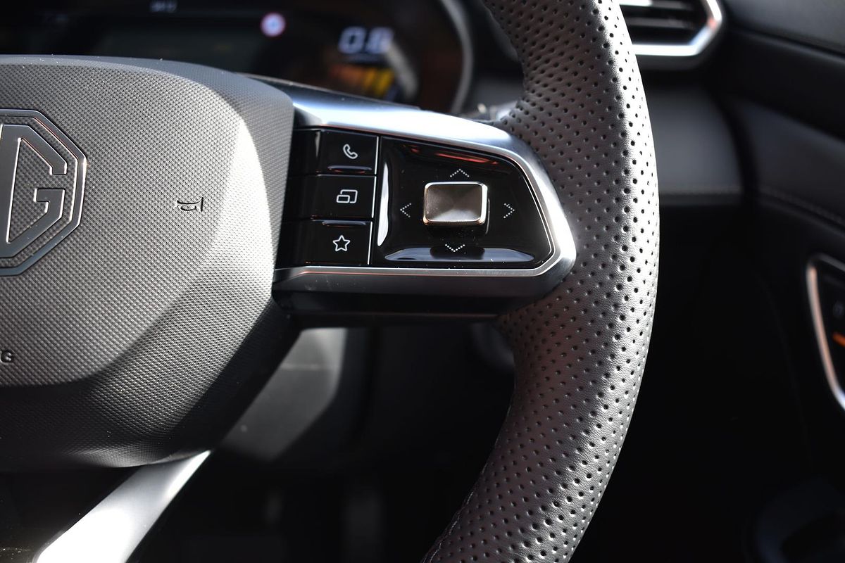 2025 MG ZS Essence Turbo ZS32