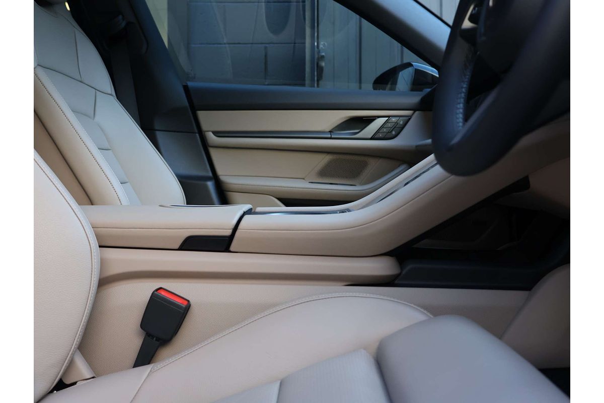 2024 Porsche Taycan 4 Y1B II