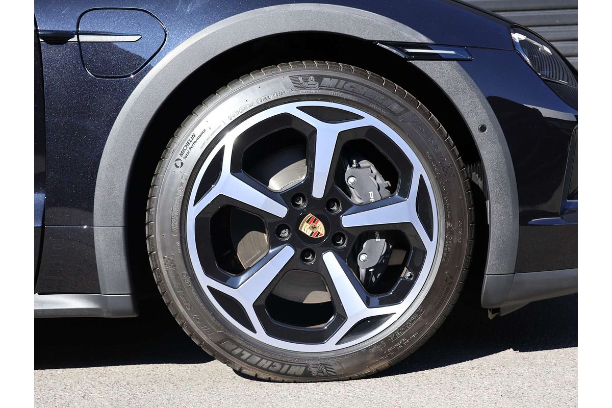 2024 Porsche Taycan 4 Y1B II