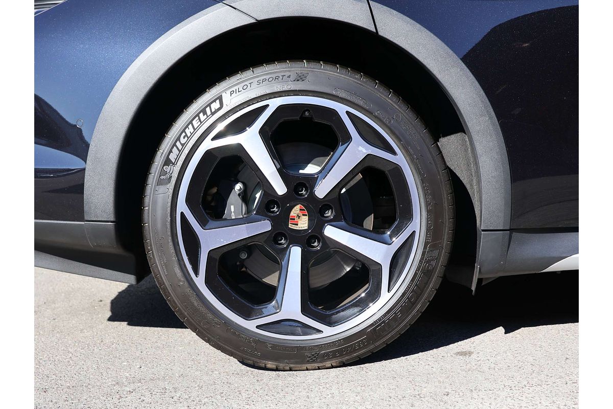 2024 Porsche Taycan 4 Y1B II