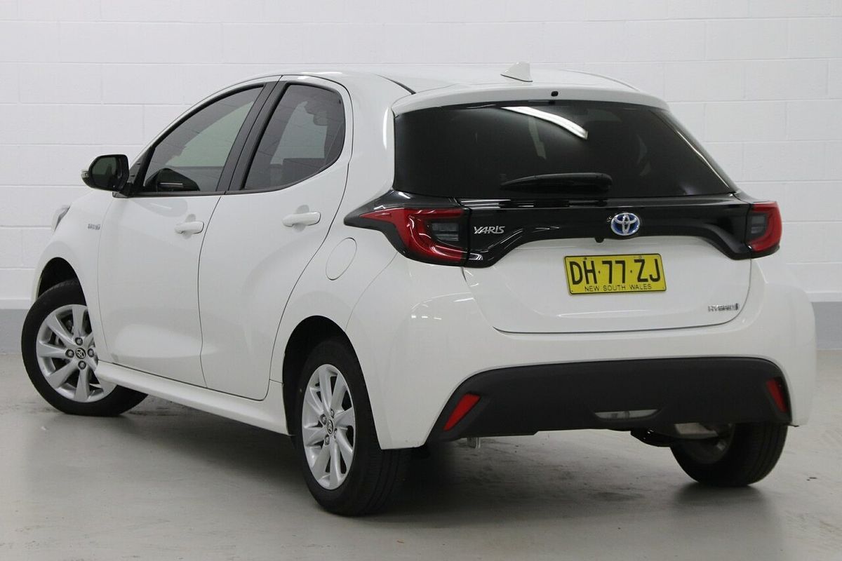 2022 Toyota Yaris SX Hybrid MXPH10R