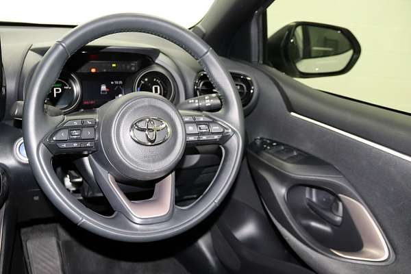 2022 Toyota Yaris SX Hybrid MXPH10R