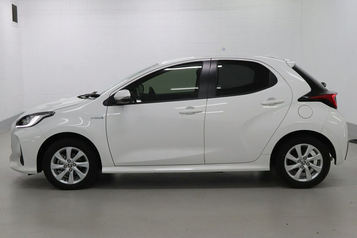2022 Toyota Yaris SX Hybrid MXPH10R
