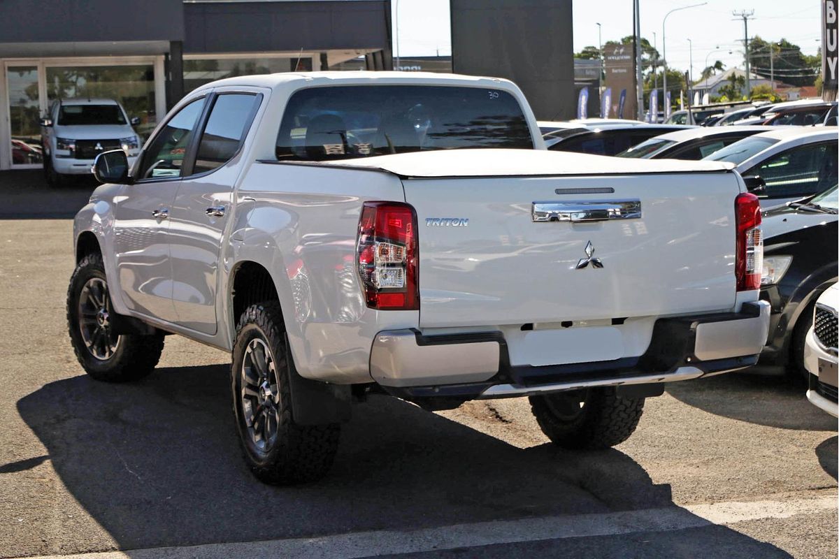 2022 Mitsubishi Triton GLS MR 4X4