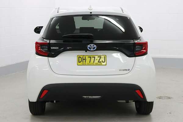 2022 Toyota Yaris SX Hybrid MXPH10R