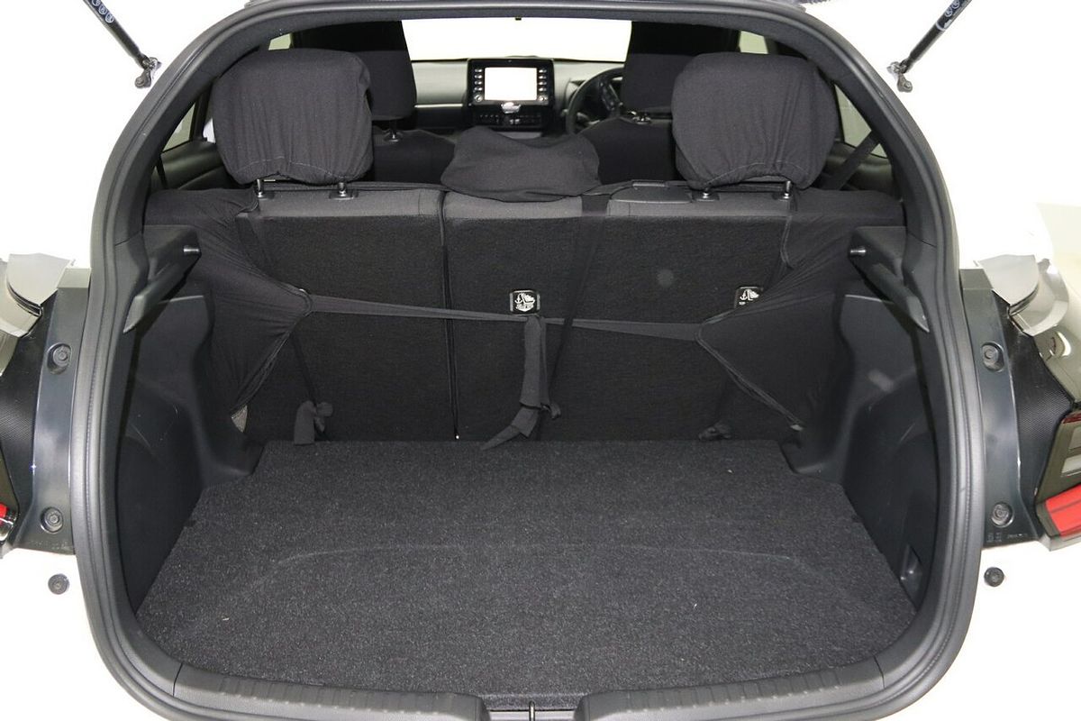 2022 Toyota Yaris SX Hybrid MXPH10R