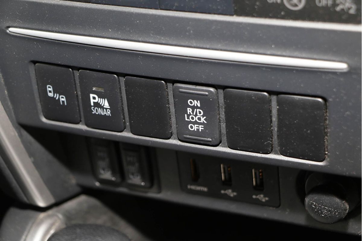 2022 Mitsubishi Triton GLS MR 4X4