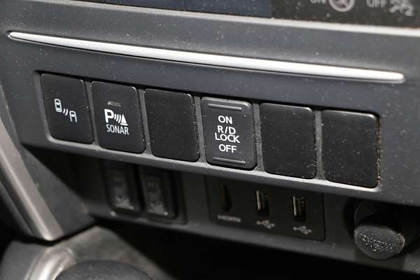 2022 Mitsubishi Triton GLS MR 4X4