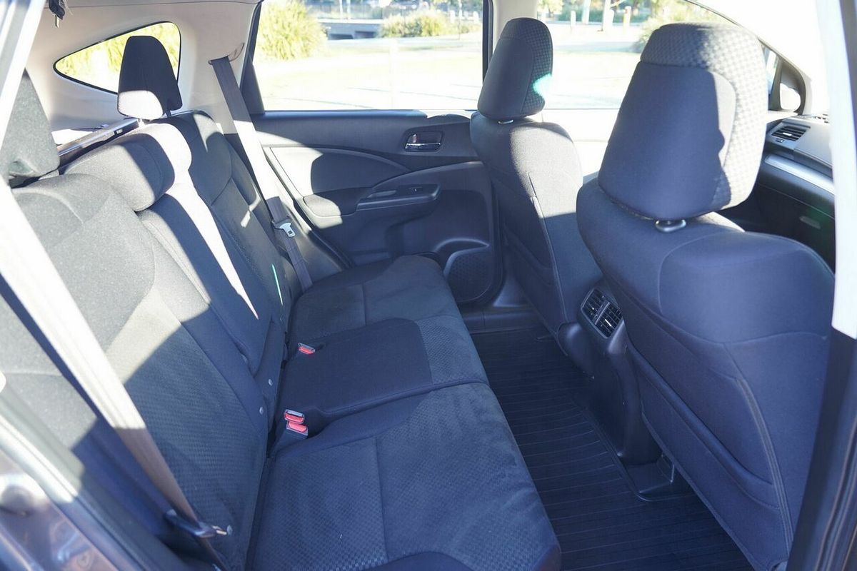 2016 Honda CR-V VTi (4x2) 30 Series 2