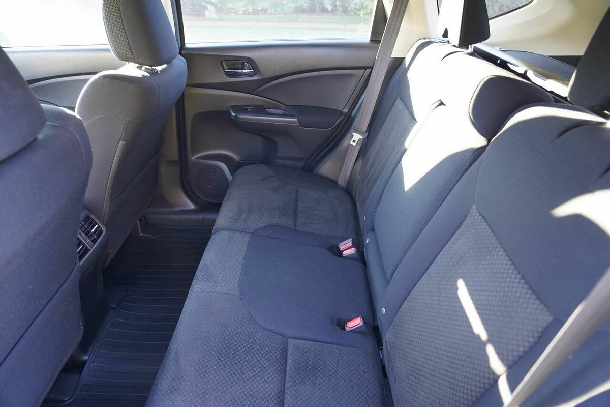 2016 Honda CR-V VTi (4x2) 30 Series 2