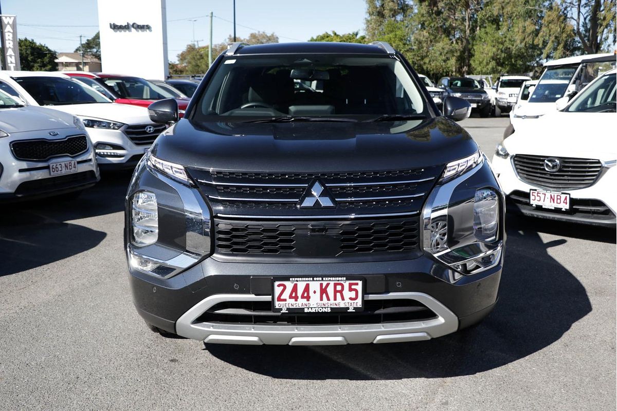 2024 Mitsubishi Outlander LS ZM