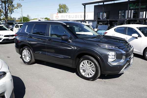 2024 Mitsubishi Outlander LS ZM