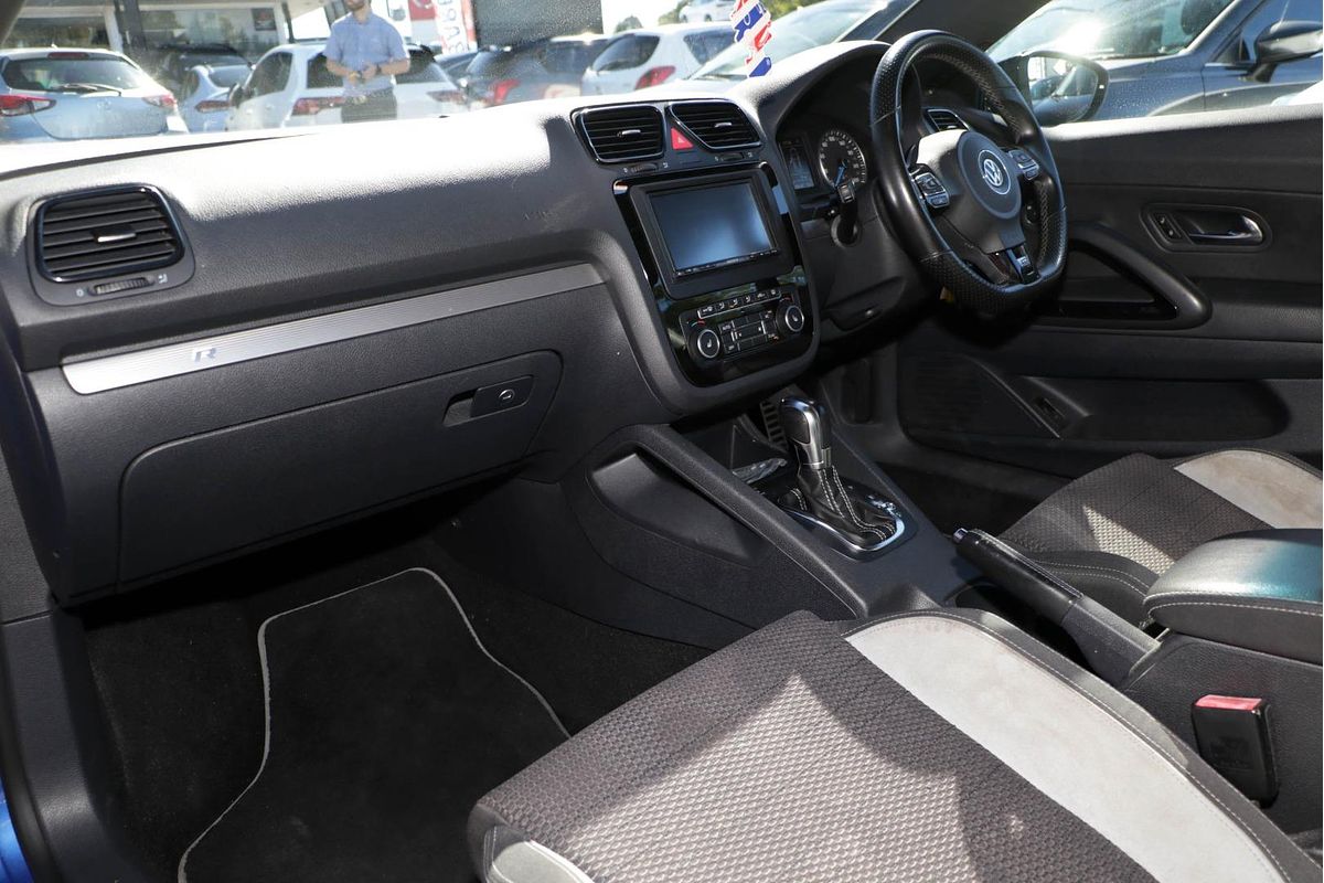 2011 Volkswagen Scirocco R 1S