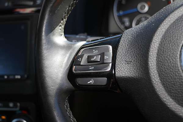 2011 Volkswagen Scirocco R 1S