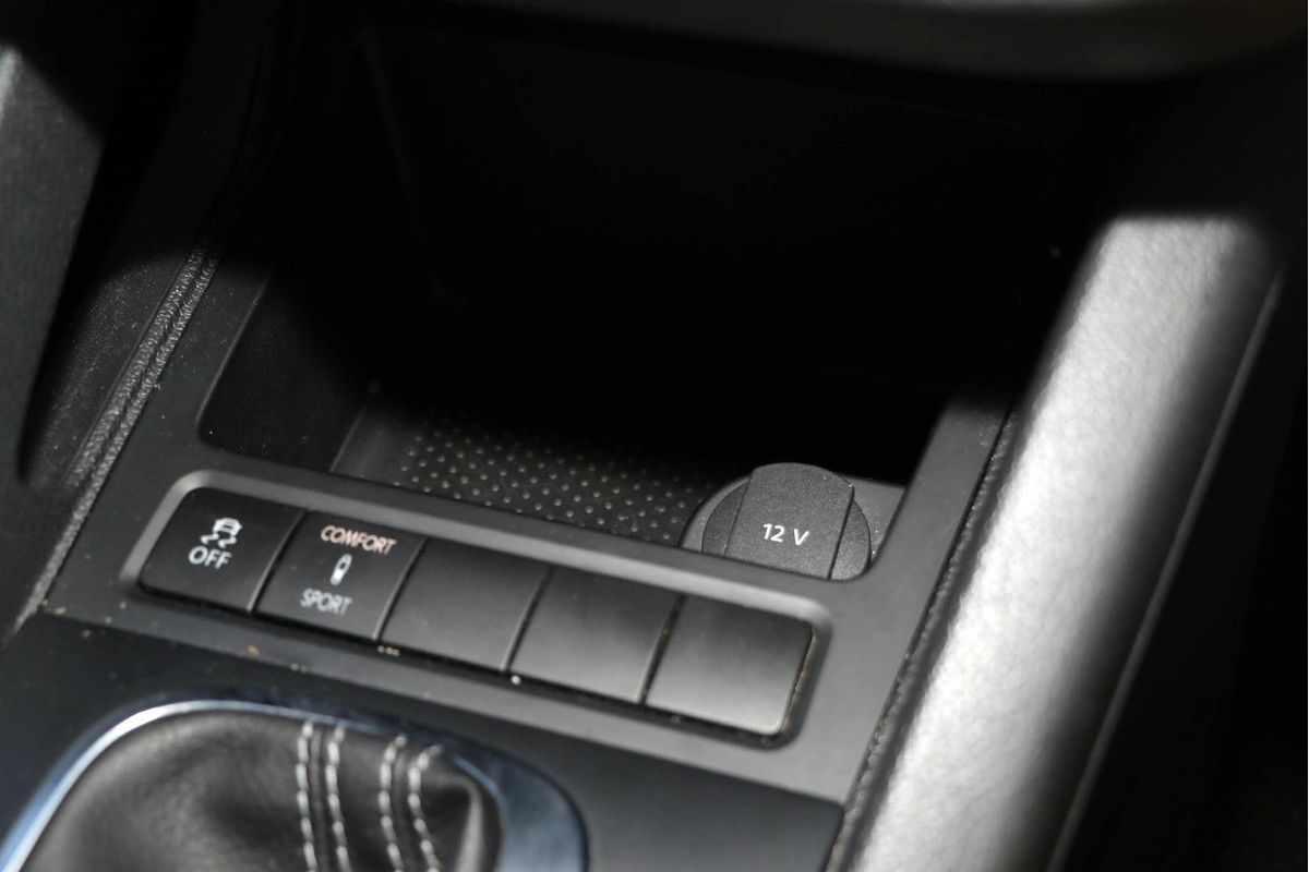 2011 Volkswagen Scirocco R 1S