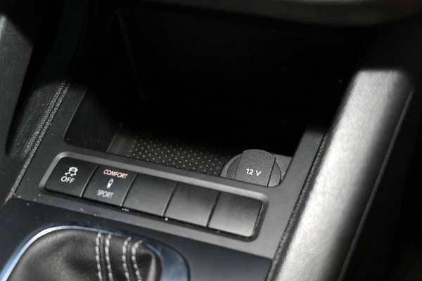 2011 Volkswagen Scirocco R 1S
