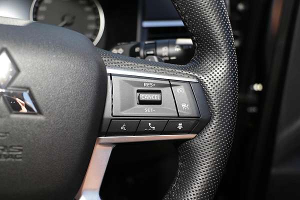 2024 Mitsubishi Outlander LS ZM