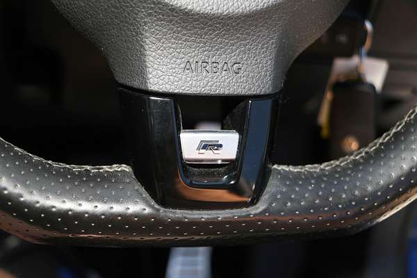 2011 Volkswagen Scirocco R 1S