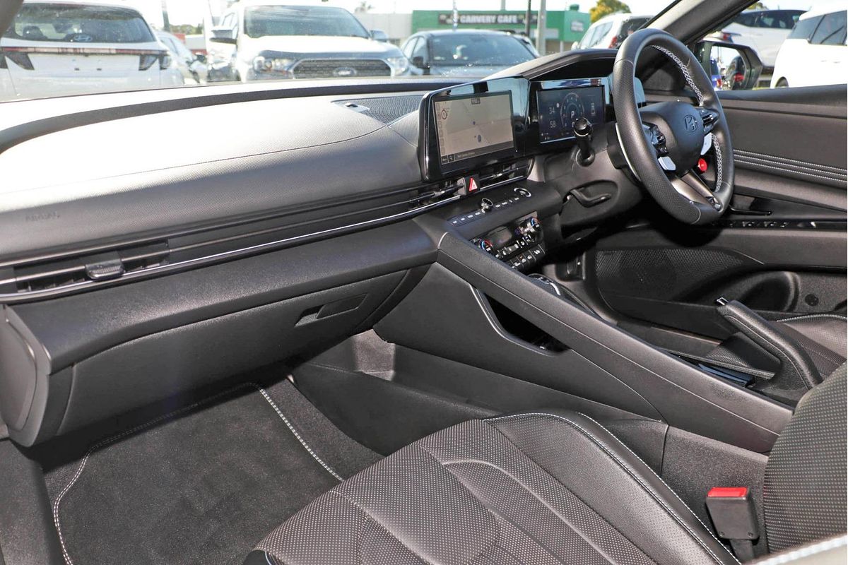 2024 Hyundai i30 Premium CN7.V2