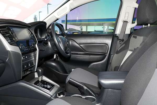 2021 Mitsubishi Triton GLX+ MR 4X4