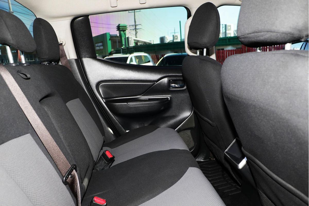 2021 Mitsubishi Triton GLX+ MR 4X4