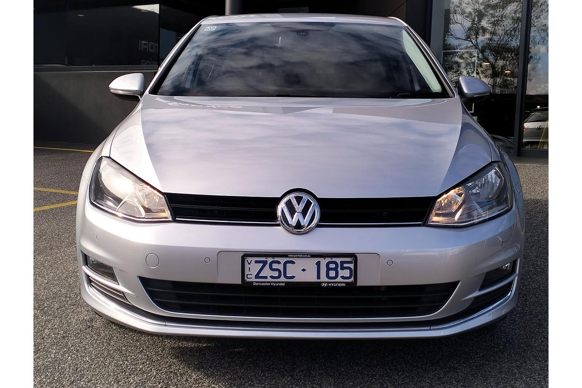 2013 Volkswagen Golf 103TSI Highline 7