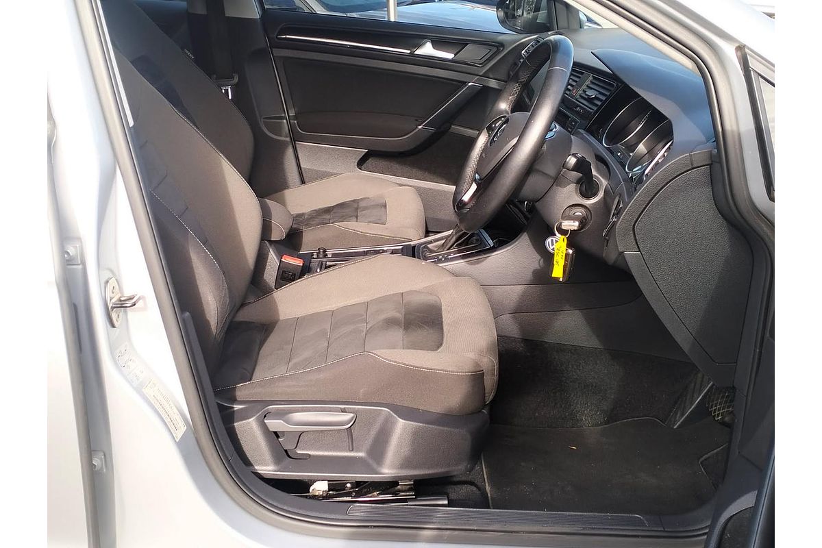 2013 Volkswagen Golf 103TSI Highline 7