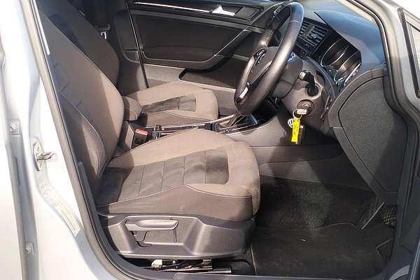 2013 Volkswagen Golf 103TSI Highline 7