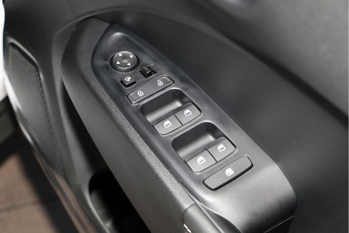 2025 Hyundai Venue Active QX.V5