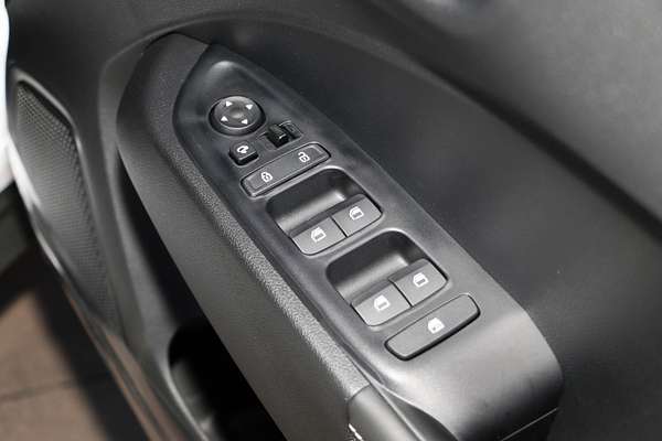 2025 Hyundai Venue Active QX.V5