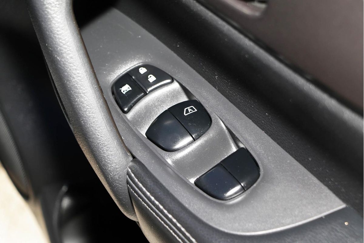 2016 Nissan X-TRAIL ST-L T32