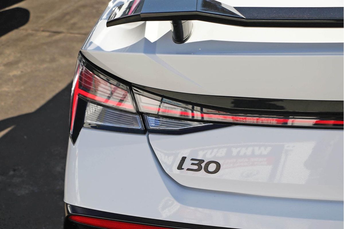 2024 Hyundai i30 Premium CN7.V2