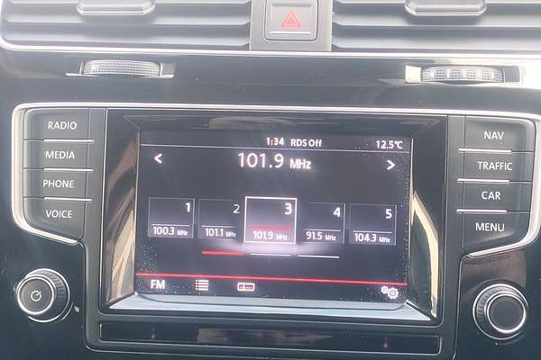 2013 Volkswagen Golf 103TSI Highline 7