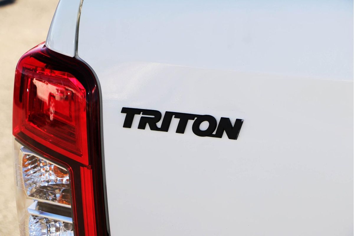 2021 Mitsubishi Triton GLX+ MR 4X4