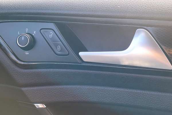2013 Volkswagen Golf 103TSI Highline 7
