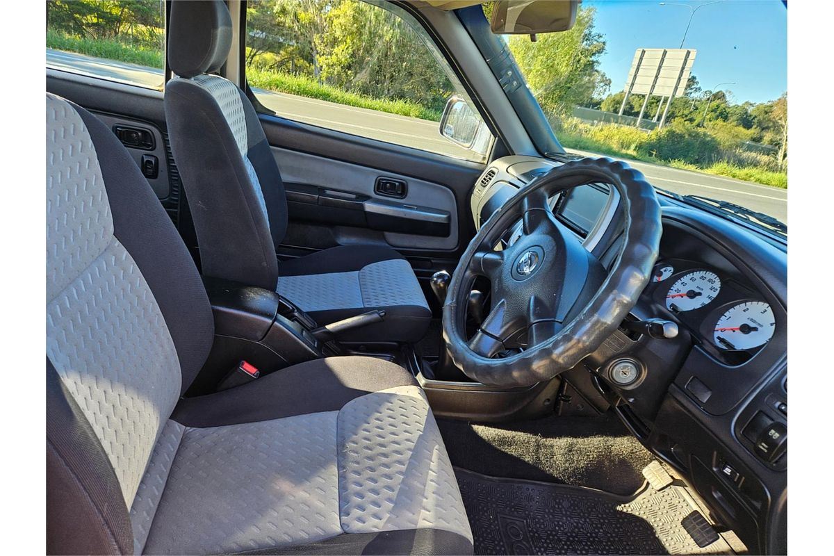 2006 Nissan Navara ST-R D22 S2 4X4