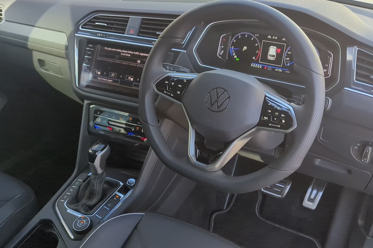 2024 Volkswagen Tiguan Wolfsburg Edition Allspace 5N