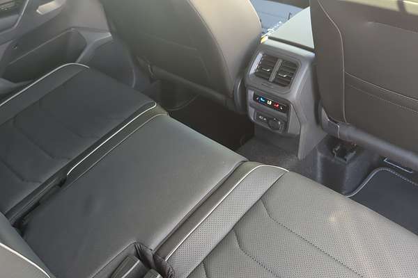 2024 Volkswagen Tiguan Wolfsburg Edition Allspace 5N
