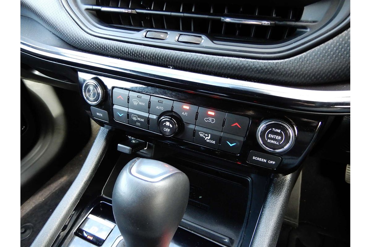 2023 Jeep Compass Night Eagle M6