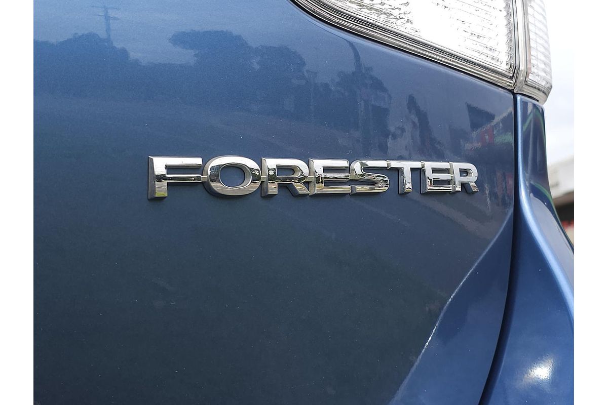 2022 Subaru Forester 2.5i S5