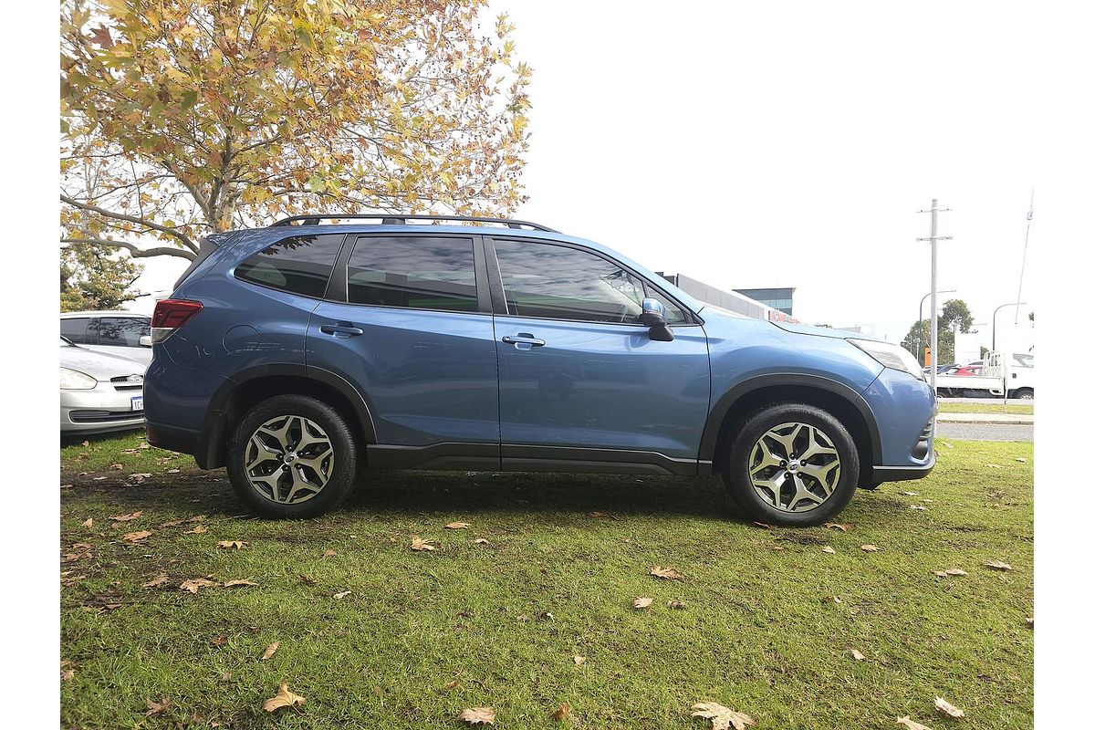 2022 Subaru Forester 2.5i S5