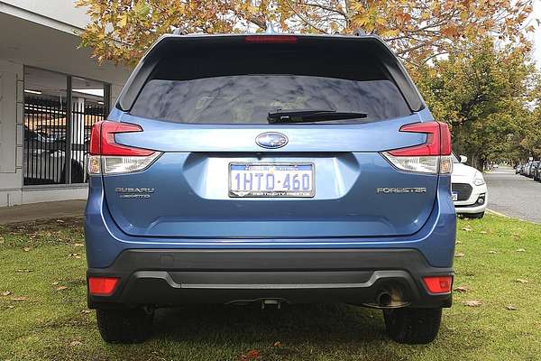 2022 Subaru Forester 2.5i S5